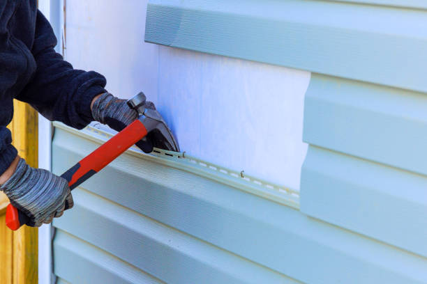 Trusted Emergency Siding Repair service in Sullivan, IL - Creative Siding